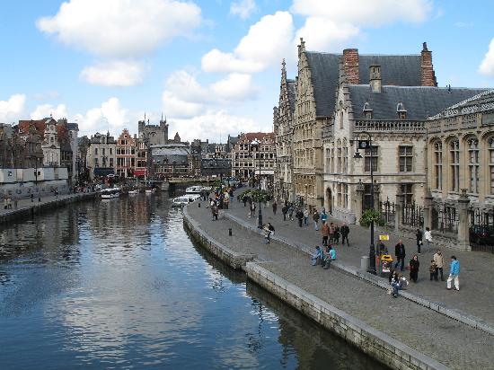 Belgium ranks 10th on the list of fastest Internet in the world.